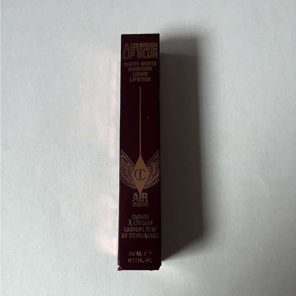 Charlotte Tilbury Airbrush Lip Blur in pillow talk